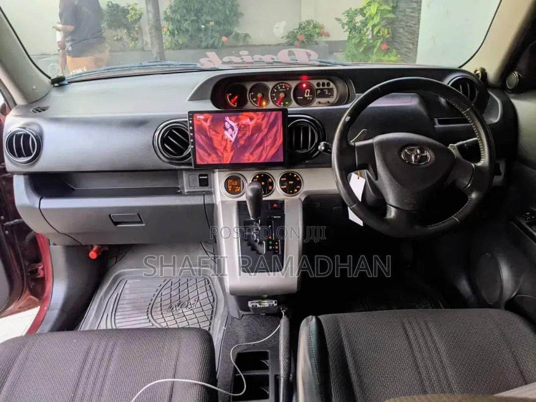 Toyota Corolla Rumion 2015 Maroon