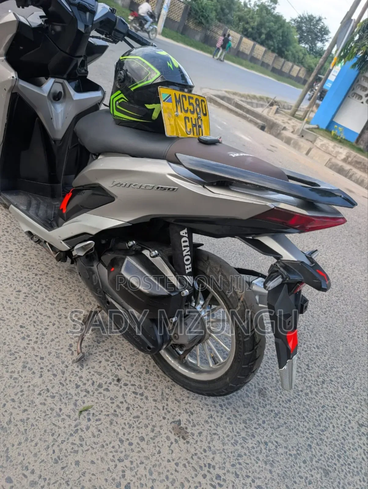 Honda 2020 Gray