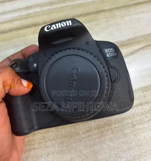 Canon 650D With Kit Lens