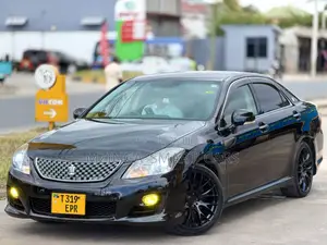 Toyota Crown 2009