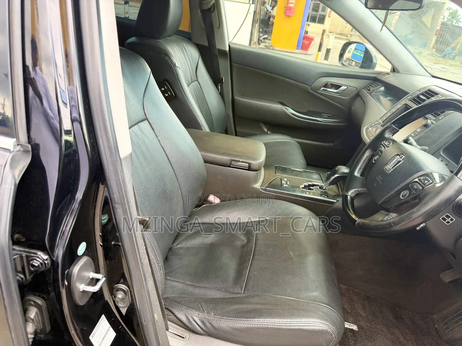 Toyota Crown 2009