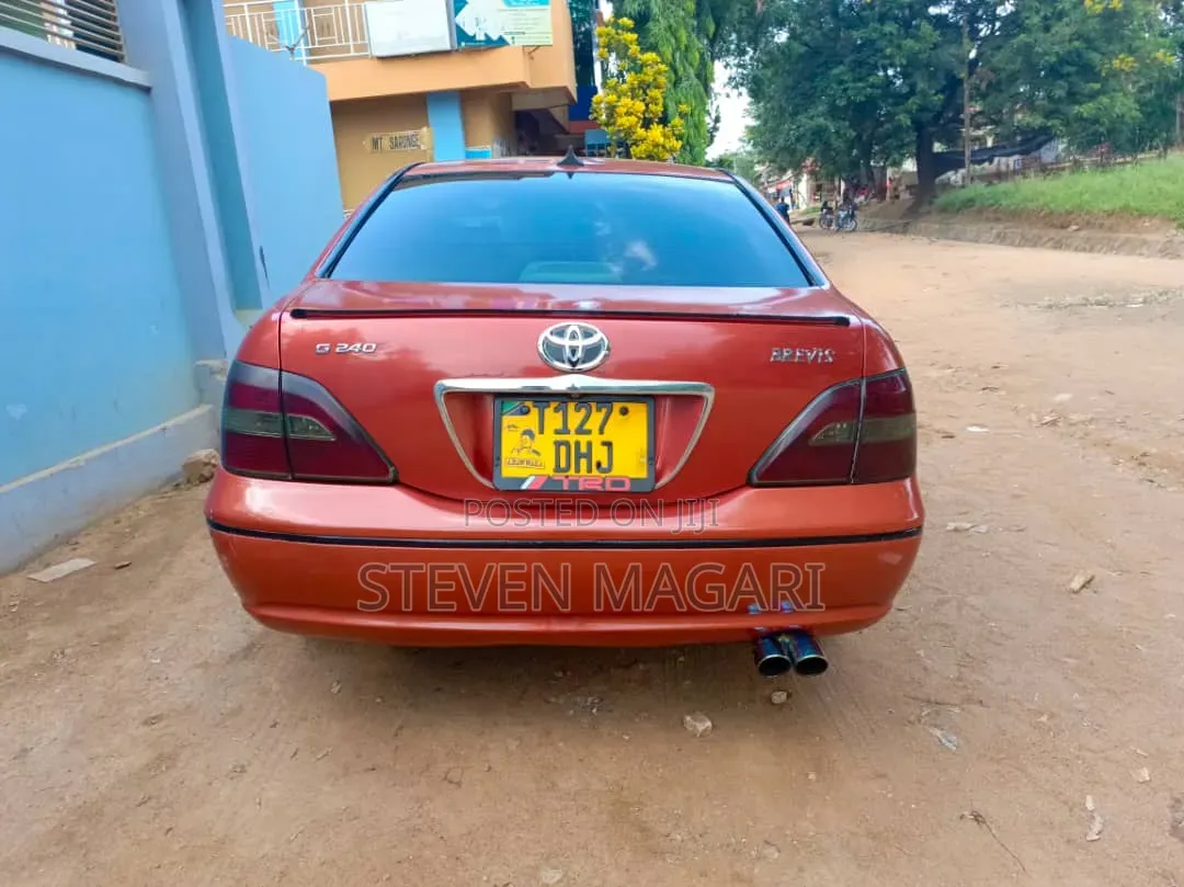 Toyota Brevis 2004 Red