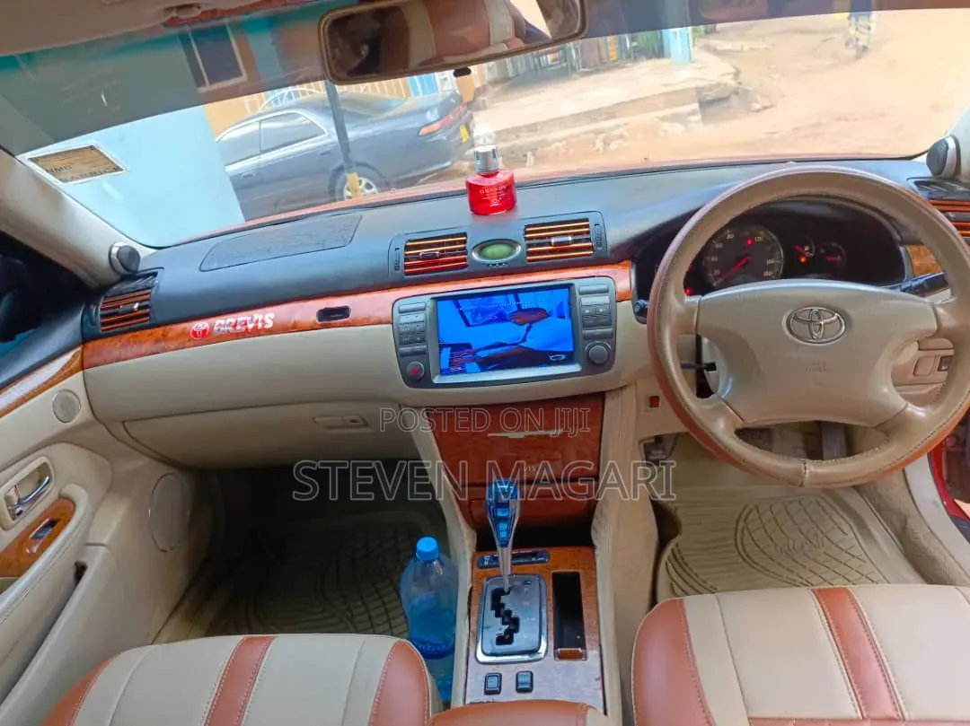 Toyota Brevis 2004 Red