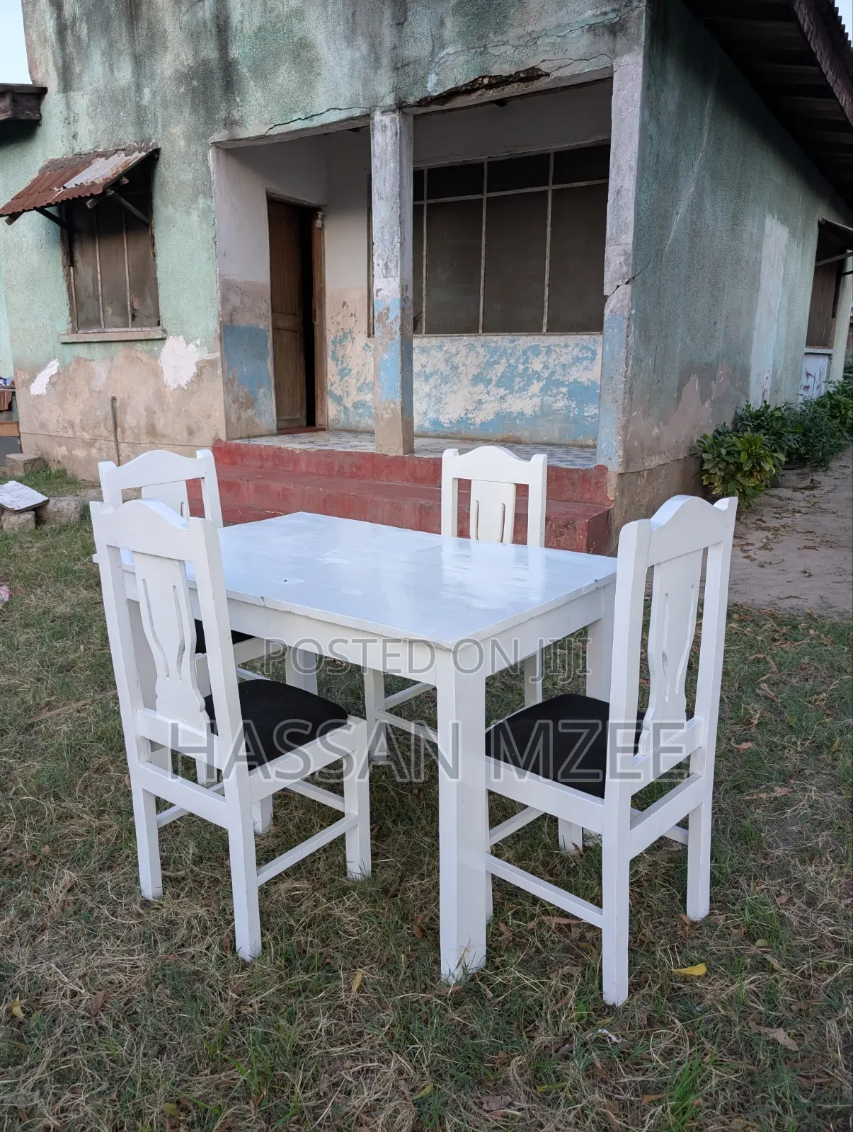 Dinning Table