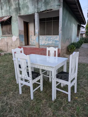 Dinning Table