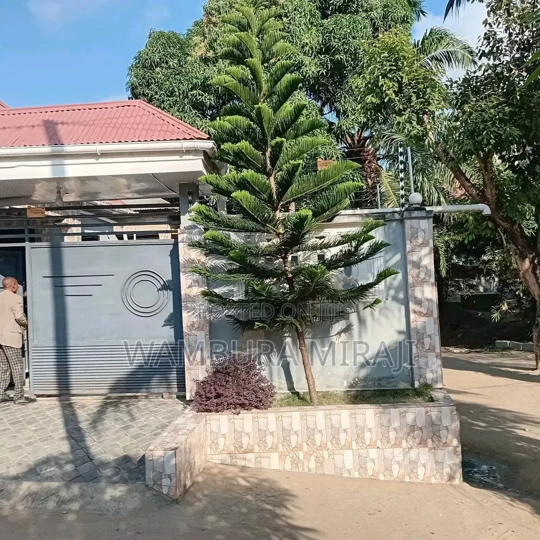 3bdrm Bungalow in Nyumba, Kinyerezi for sale