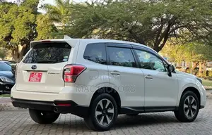 Subaru Forester 2017 White