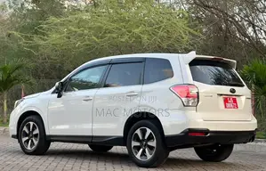Subaru Forester 2017 White