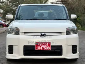 Toyota Corolla Rumion 2009 White