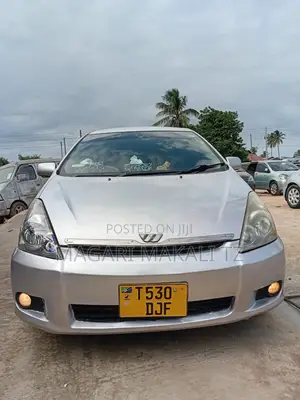 Toyota Wish 2004 Silver