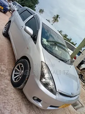 Toyota Wish 2004 Silver