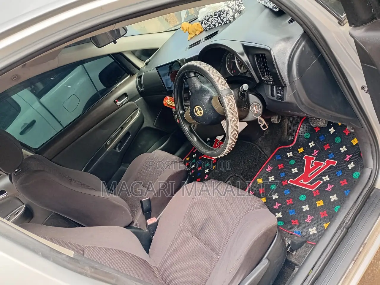 Toyota Wish 2004 Silver