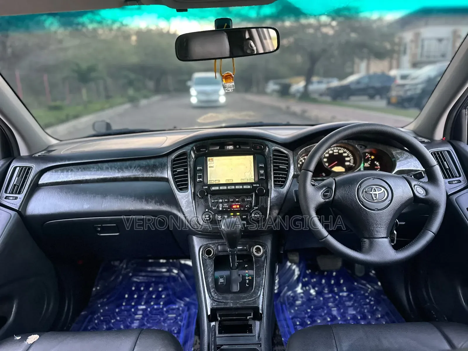 Toyota Kluger 2005