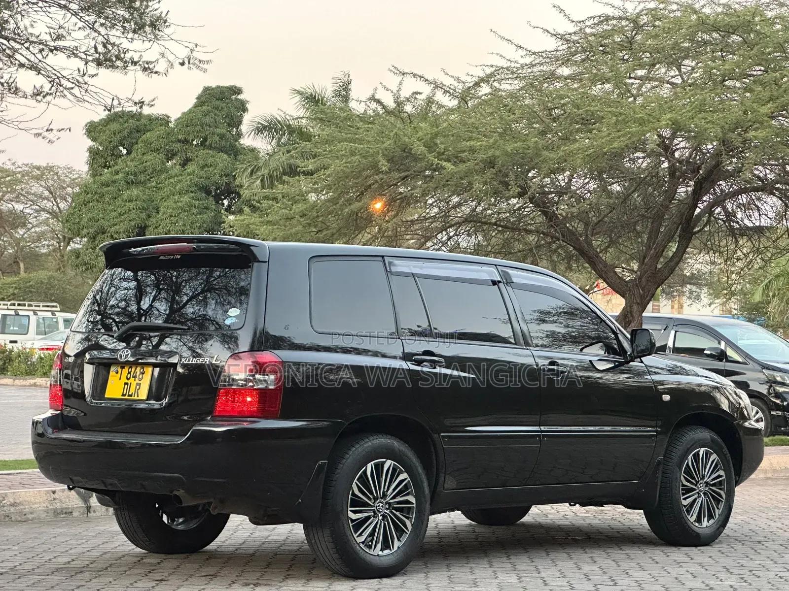 Toyota Kluger 2005