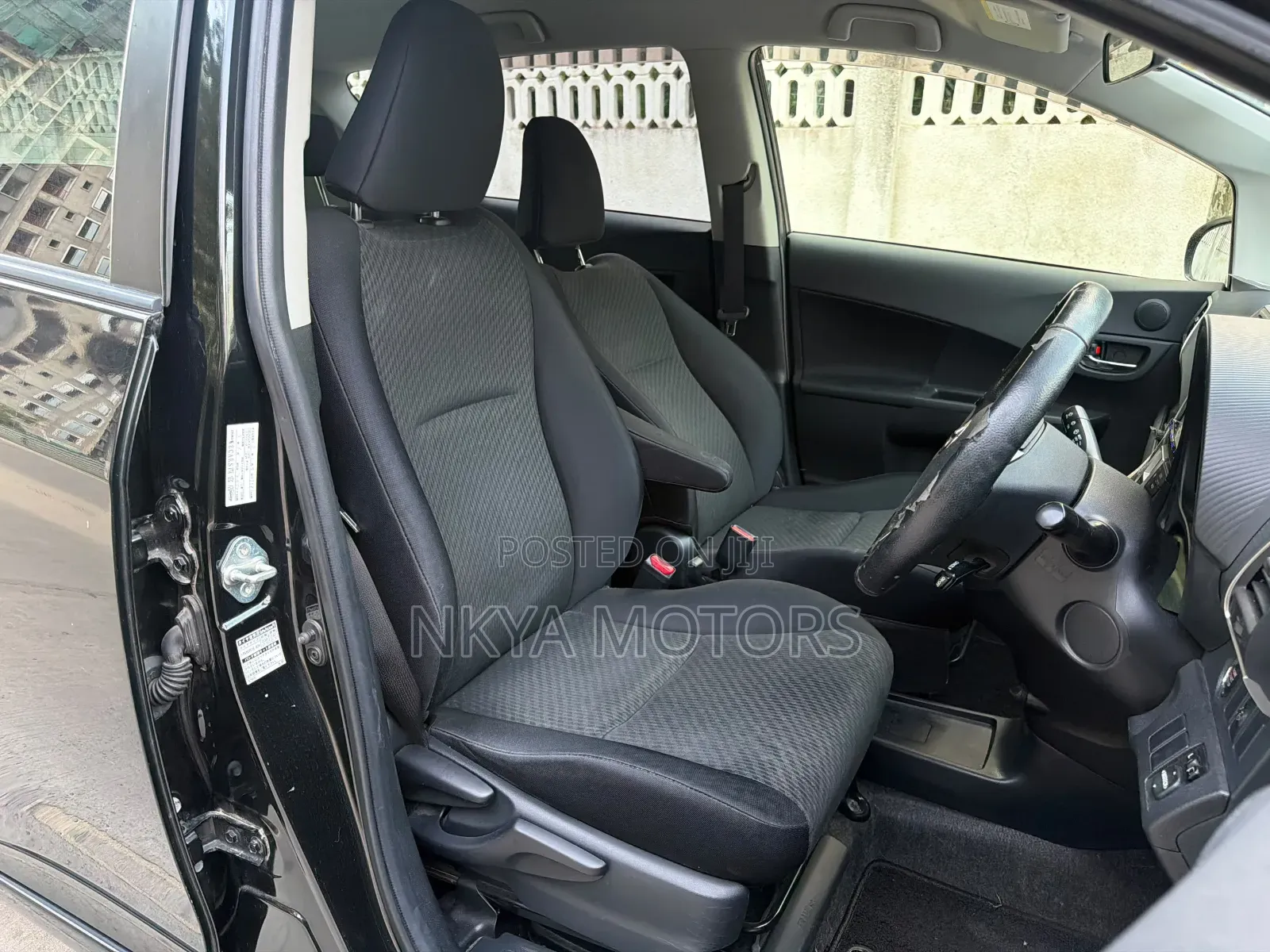 Toyota Ractis 2012 Black