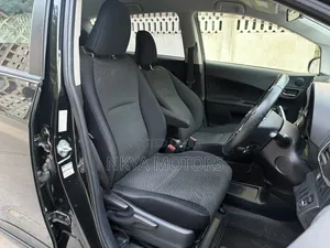 Toyota Ractis 2012 Black