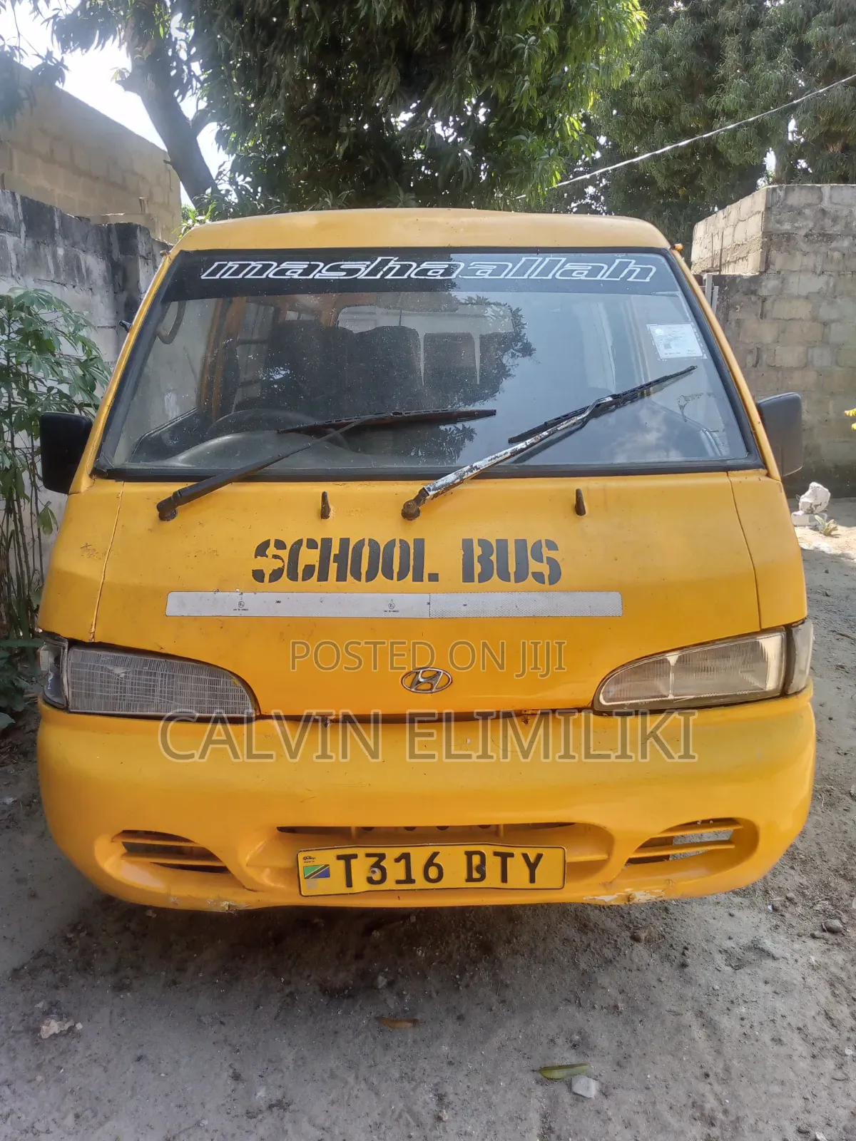 Hyundai H-100 1991 Yellow