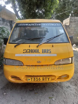 Hyundai H-100 1991 Yellow