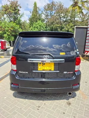 Toyota Corolla Rumion 2008 Black