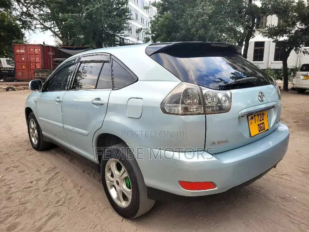 Toyota Harrier 2005 Blue