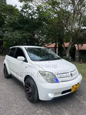 Toyota IST 2006 White