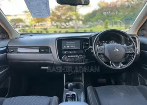 Mitsubishi Outlander 2015 Silver