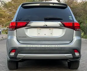 Mitsubishi Outlander 2015 Silver