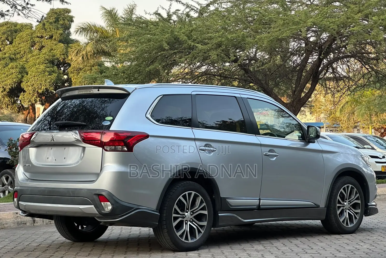 Mitsubishi Outlander 2015 Silver