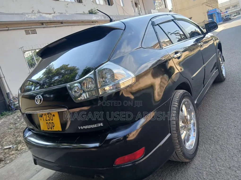 Toyota Harrier 2006 Black