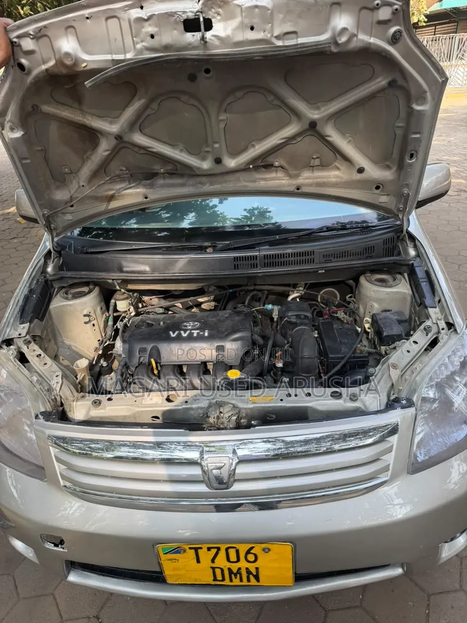 Toyota Raum 2004 Silver