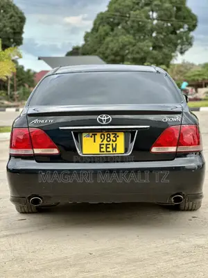 Toyota Crown 2006 Black