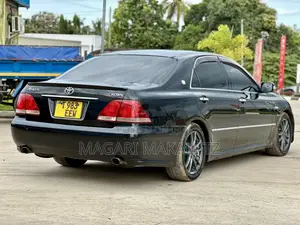 Toyota Crown 2006 Black