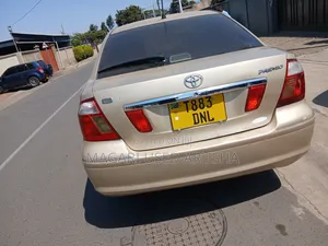 Toyota Premio 2004 Gold
