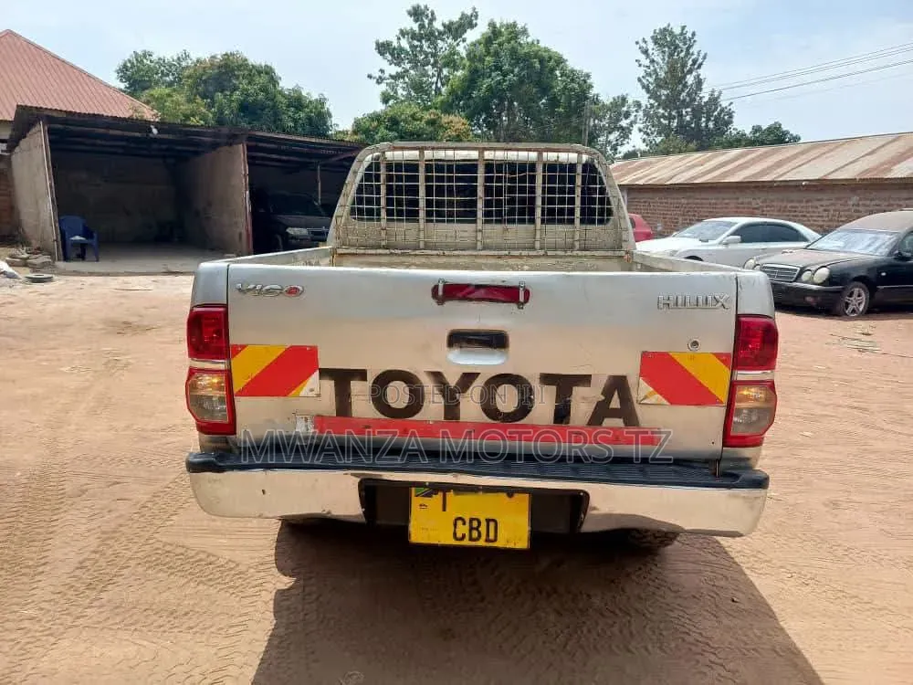 Toyota Hilux 2017 Silver