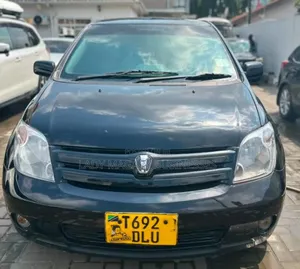 Toyota IST 2003 Black