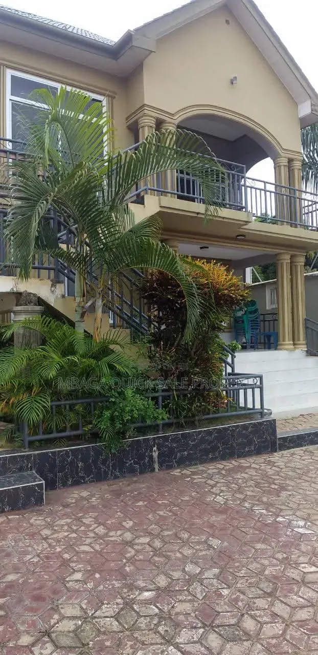 4bdrm House in Tabata for rent