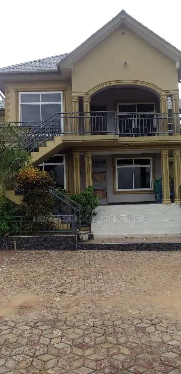4bdrm House in Tabata for rent