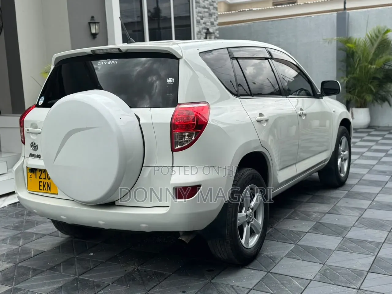 Toyota RAV4 2008 White
