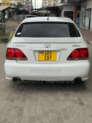 Toyota Crown 2007 White