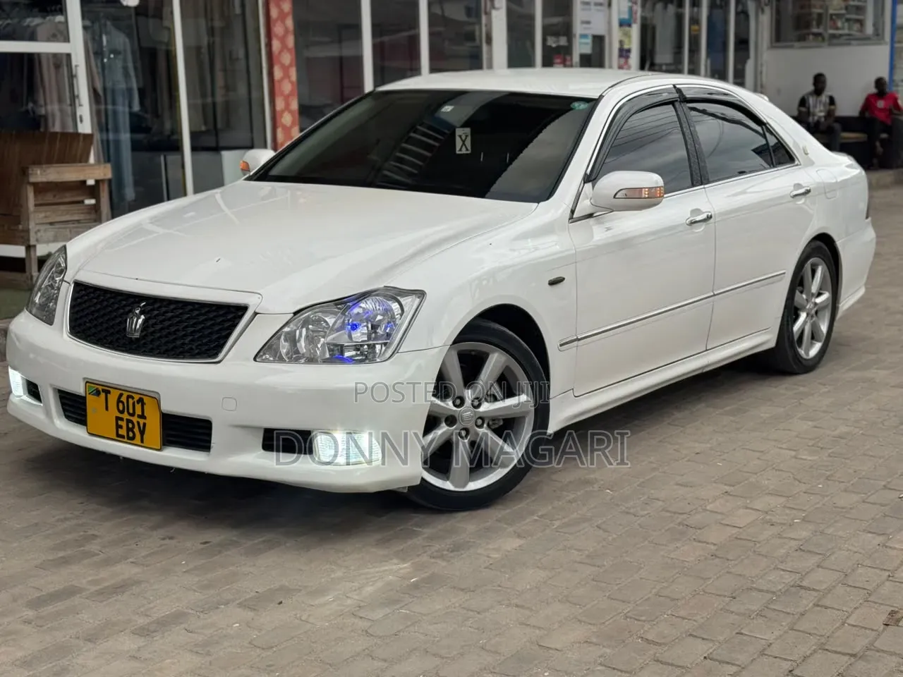 Toyota Crown 2007 White