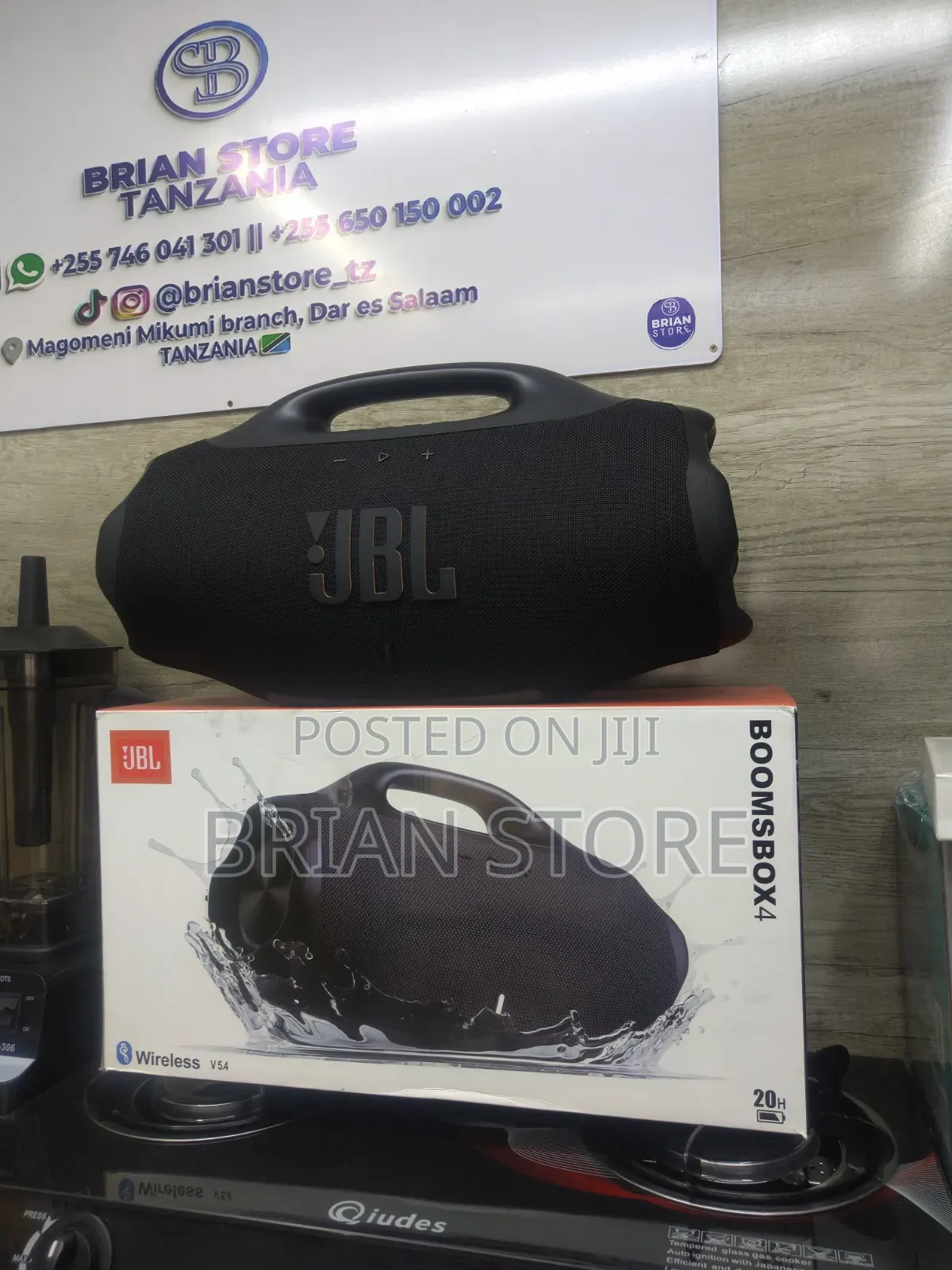 JBL Boomsbox4 Speaker