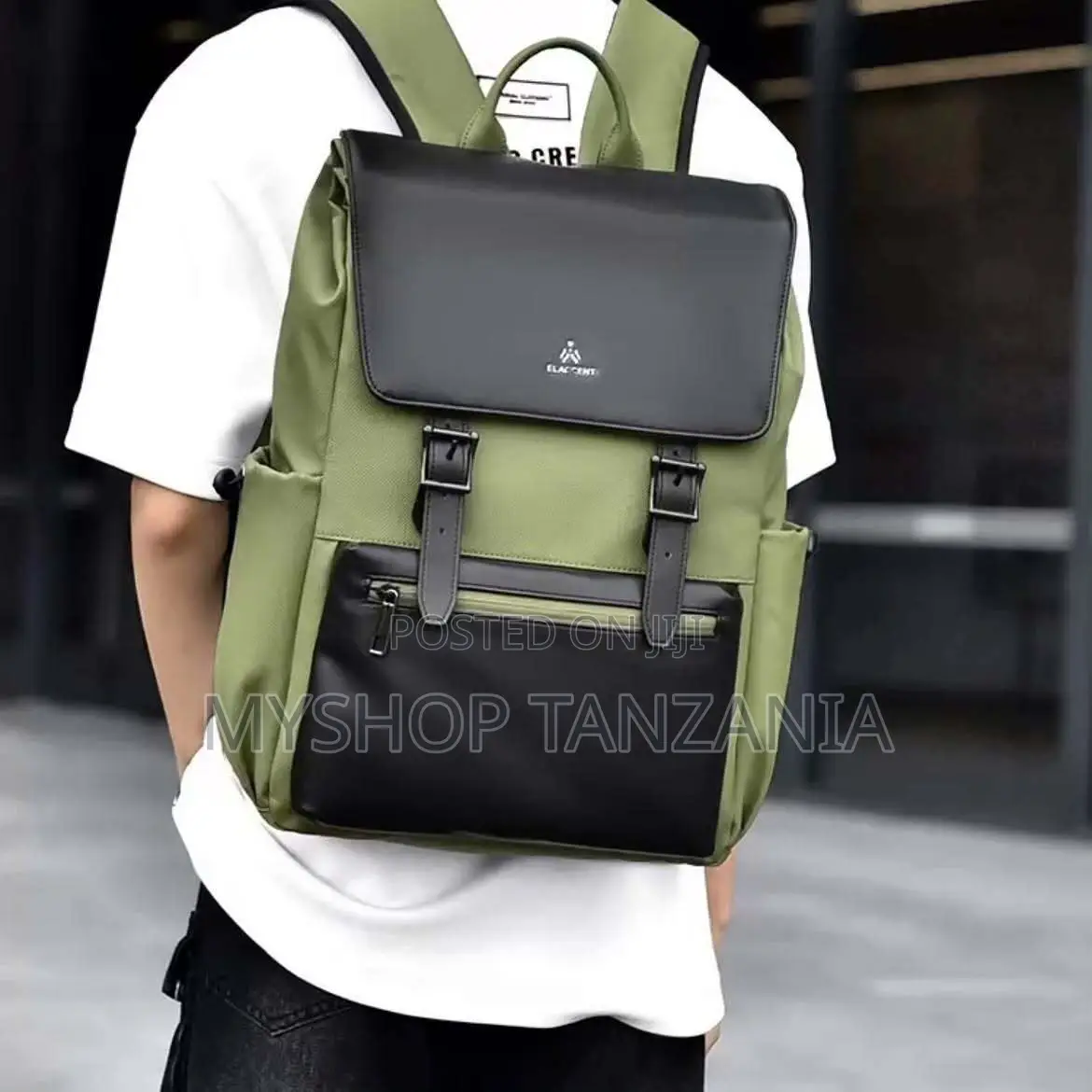 Elaccent Backpack Features a Water-Resistant Design