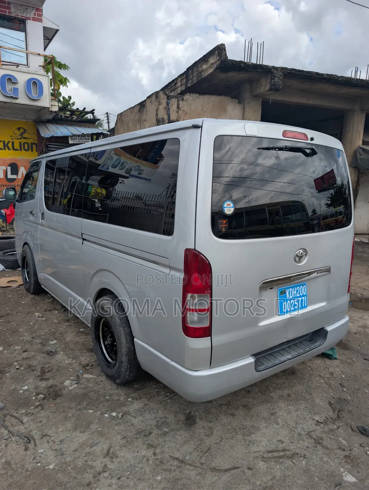 Toyota Quantum 2005 Silver