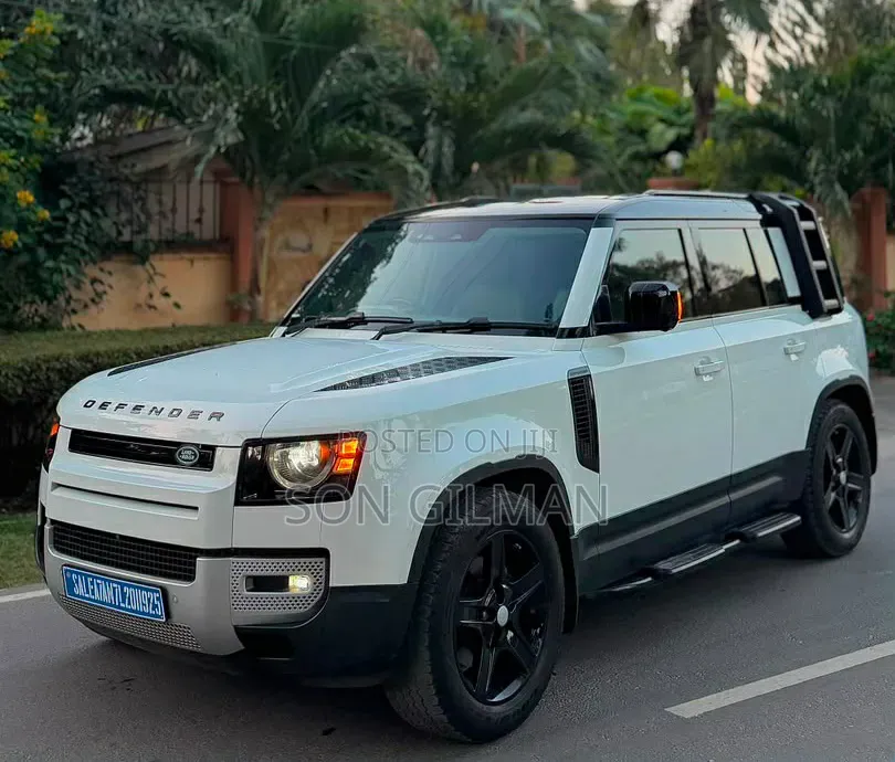 Land Rover Defender 2021 White