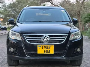 Volkswagen Tiguan 2009 Black