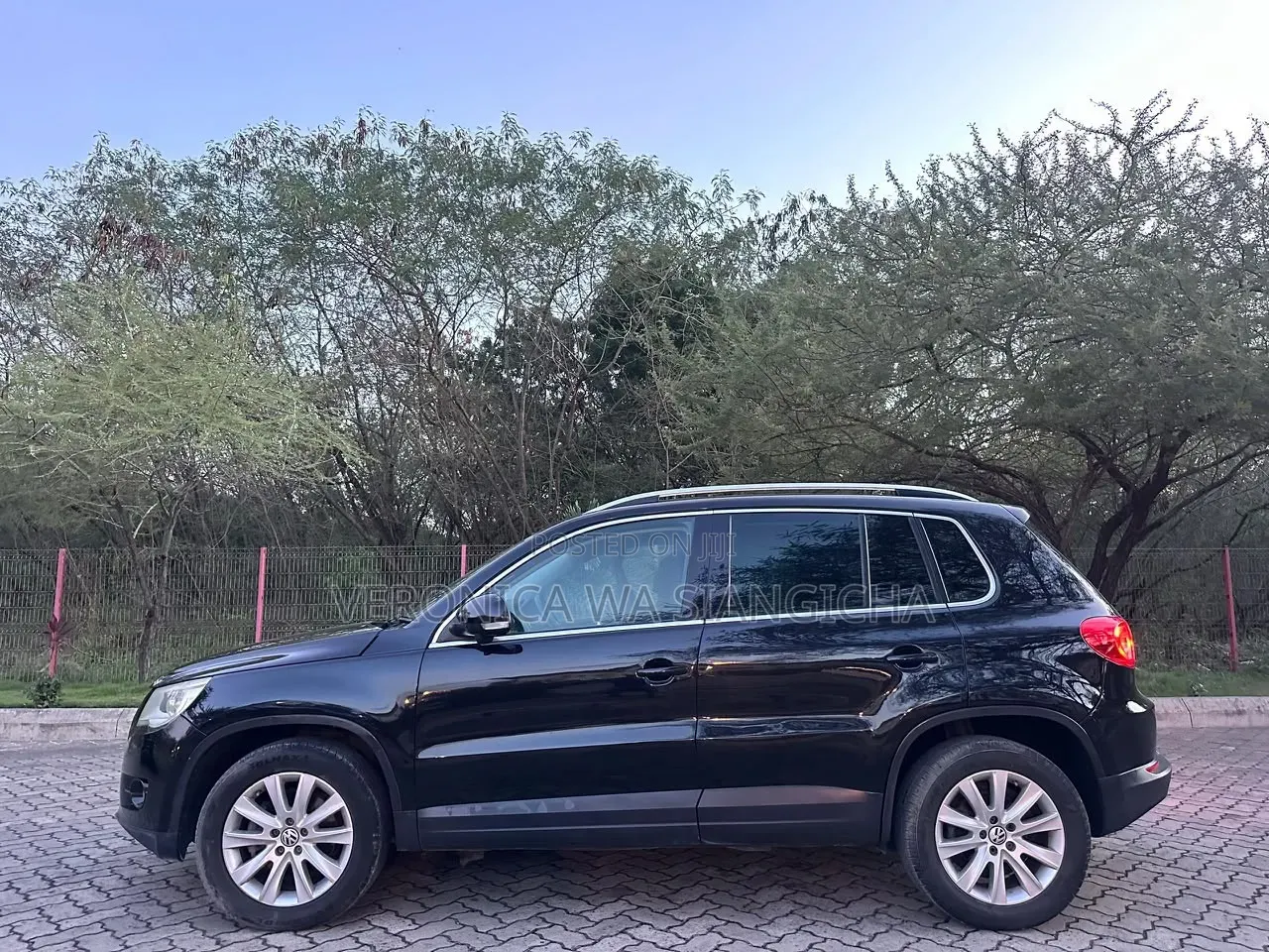 Volkswagen Tiguan 2009 Black
