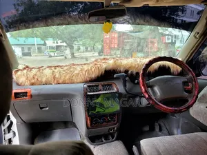 Toyota Noah 2003 White