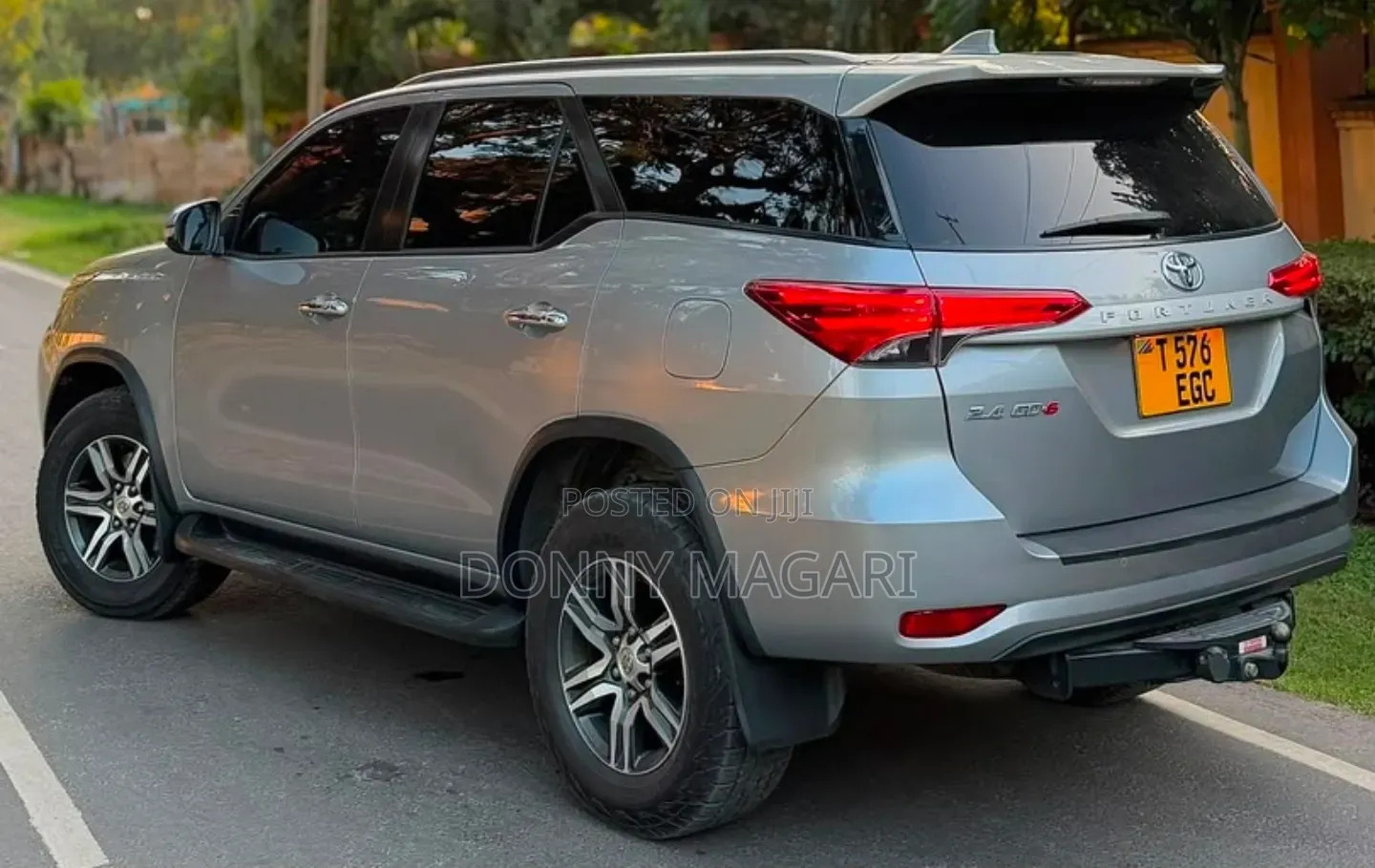 Toyota Fortuner 2021 Silver