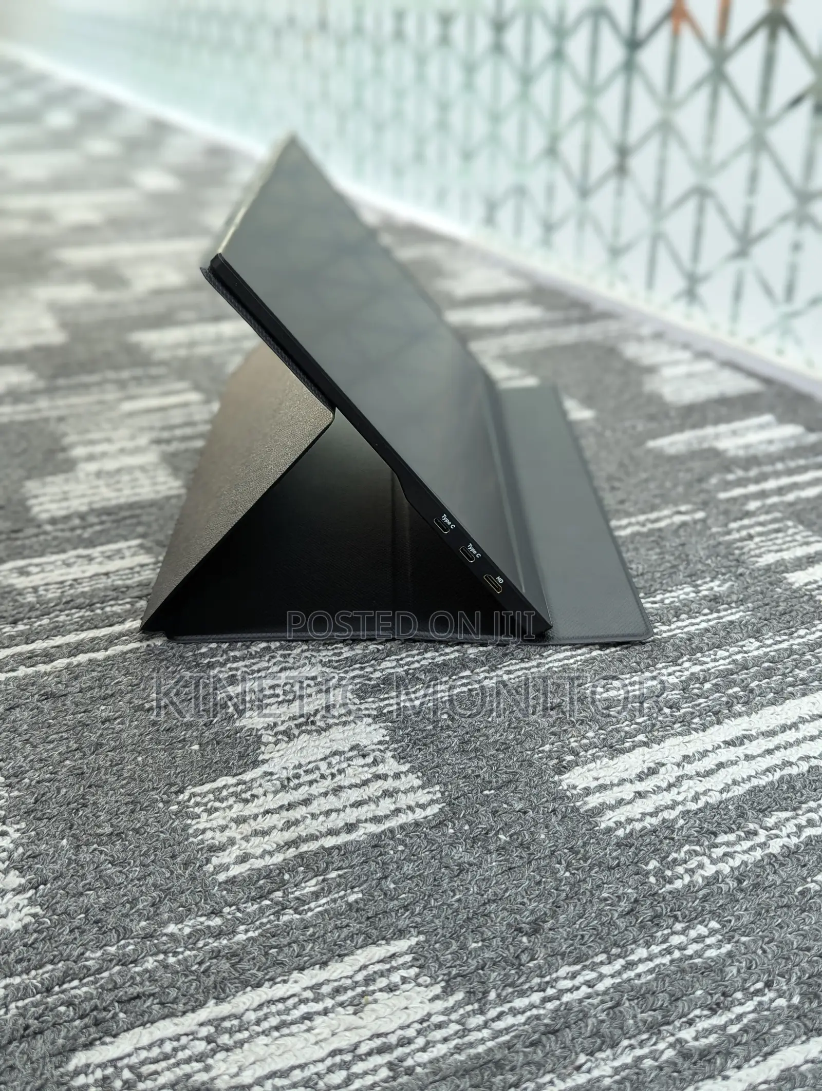 Kinetic Portable Monitor