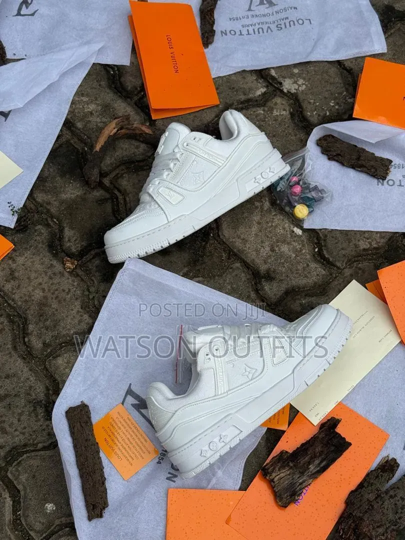 LV BRAND 4 Colours Leather Materials Men's Footwears or Shoes